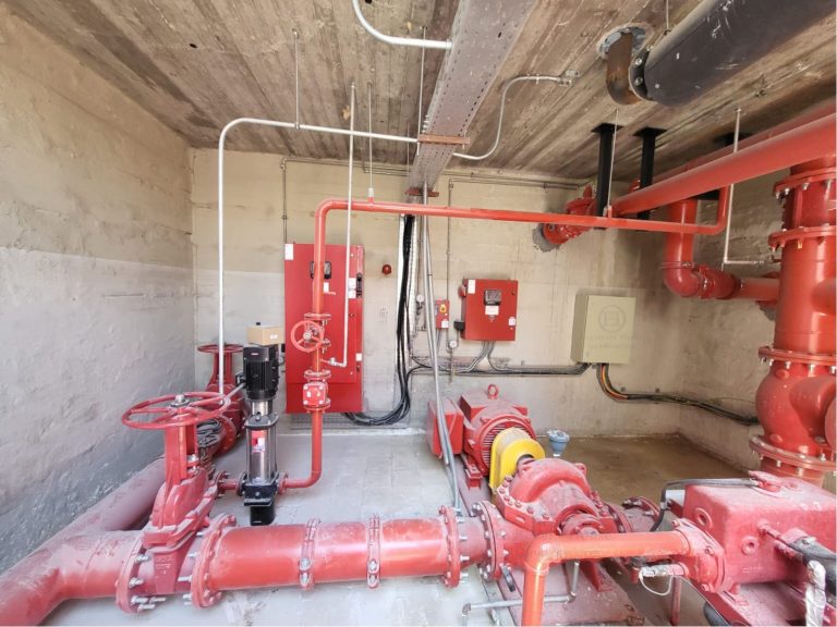 مكونات غرفة مضخات الحريق Fire Fighting Pump Room